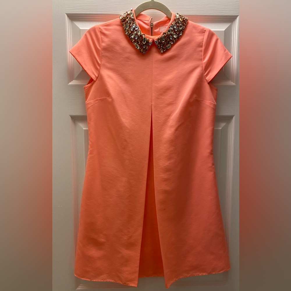 Ted Baker London Peach Dress Size 0 with Diamond collar